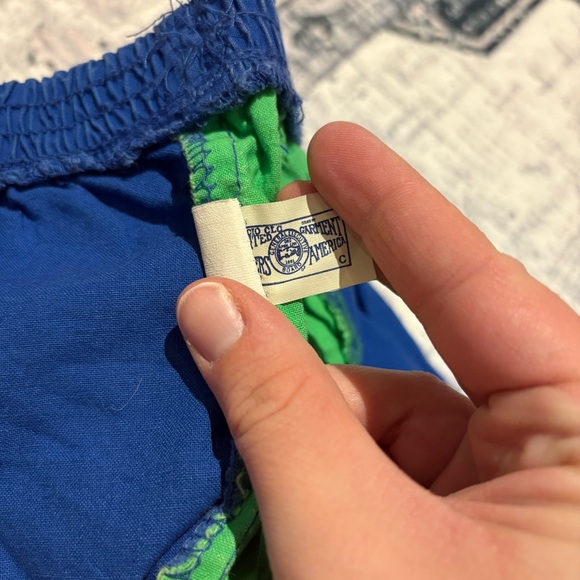 Vintage OshKosh B'gosh Kids Color Block Shorts - Blue, Green, Red Size 3T - Picture 8 of 8